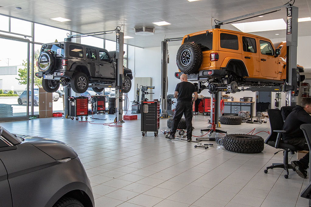 Die Werkstatt gehört zu den wichtigsten Bereichen eines jeden Autohauses Die Werkstatt gehört zu den wichtigsten Bereichen eines jeden Autohauses